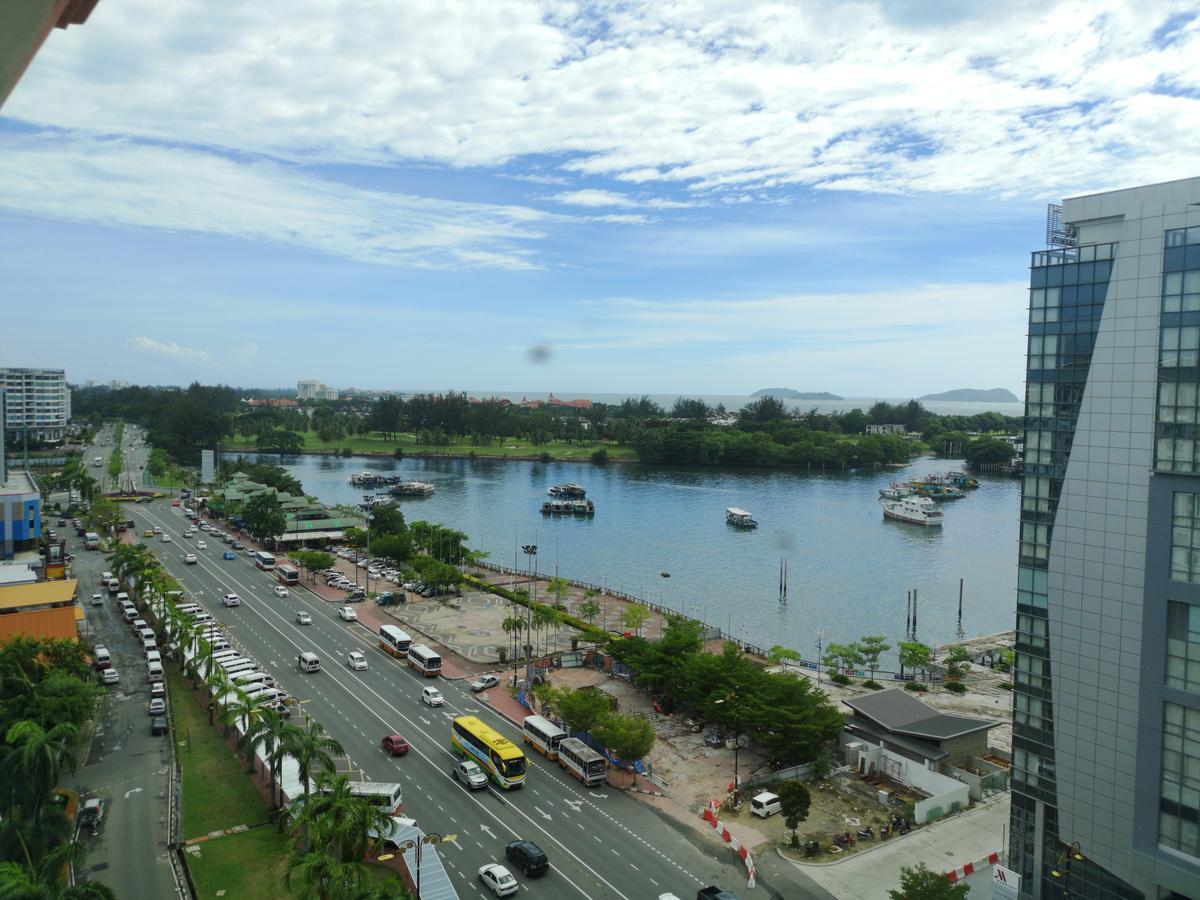 Marina Court Luxury Penthouse Aparthotel โกตาคินาบาลู ภายนอก รูปภาพ