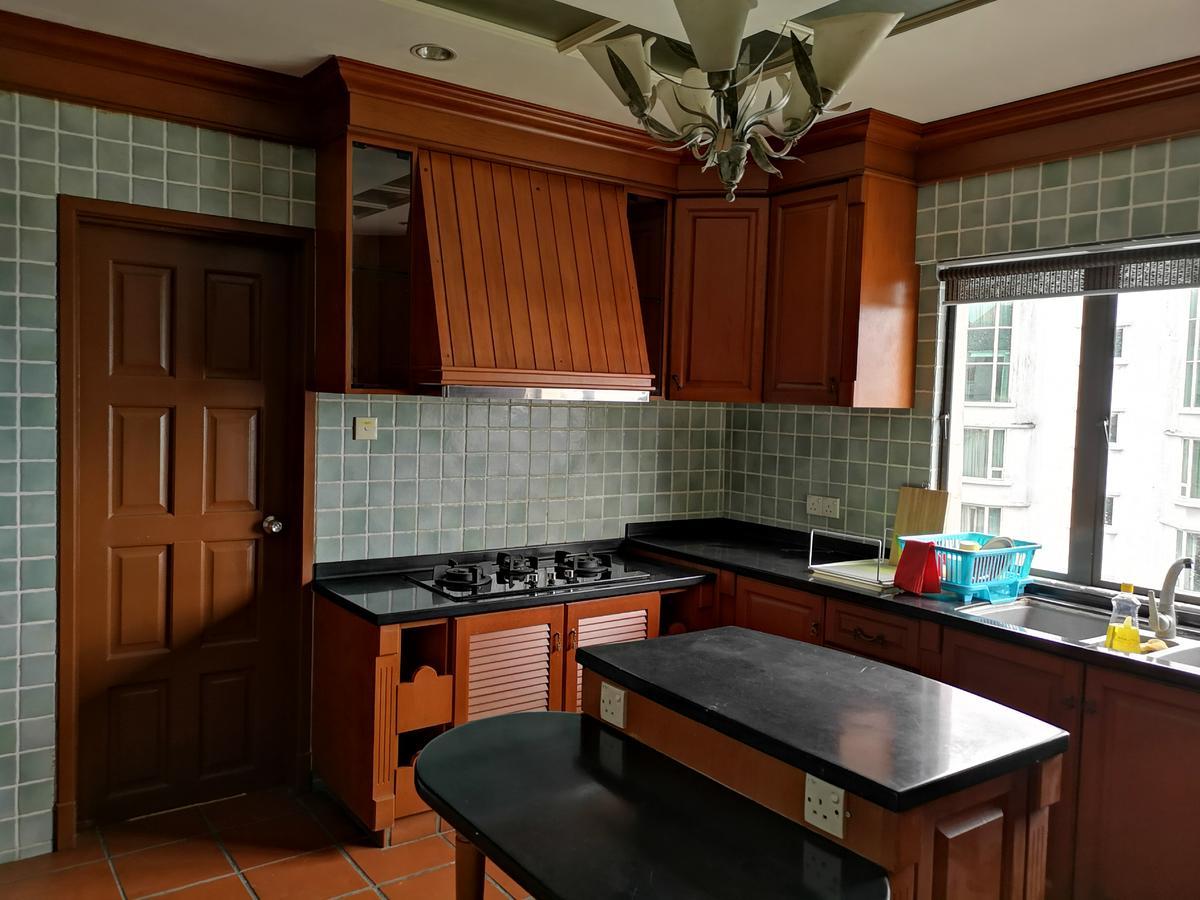 Marina Court Luxury Penthouse Aparthotel โกตาคินาบาลู ภายนอก รูปภาพ