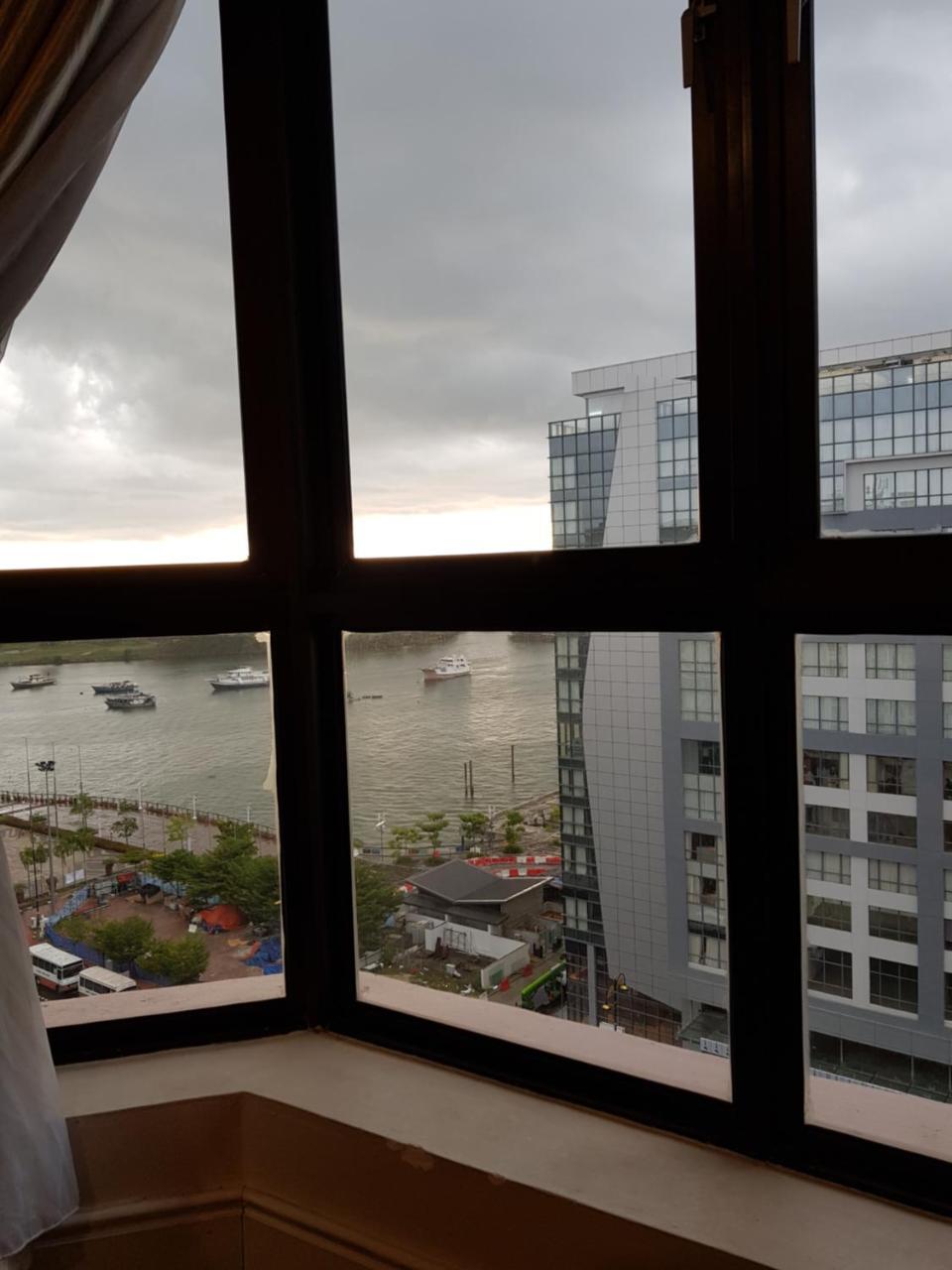 Marina Court Luxury Penthouse Aparthotel โกตาคินาบาลู ภายนอก รูปภาพ