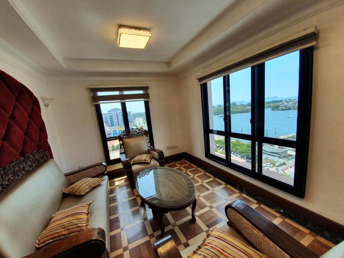 Marina Court Luxury Penthouse Aparthotel โกตาคินาบาลู ภายนอก รูปภาพ